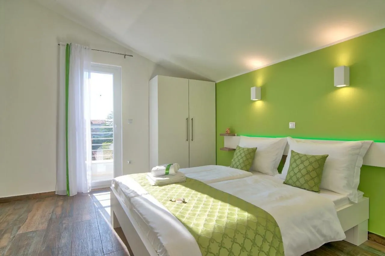 9 Bedroom Villa In Medulin Croacia