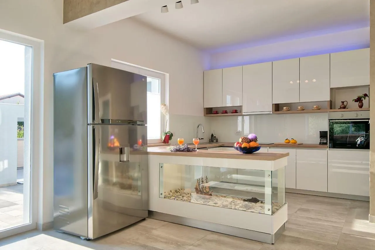 9 Bedroom Villa In Medulin