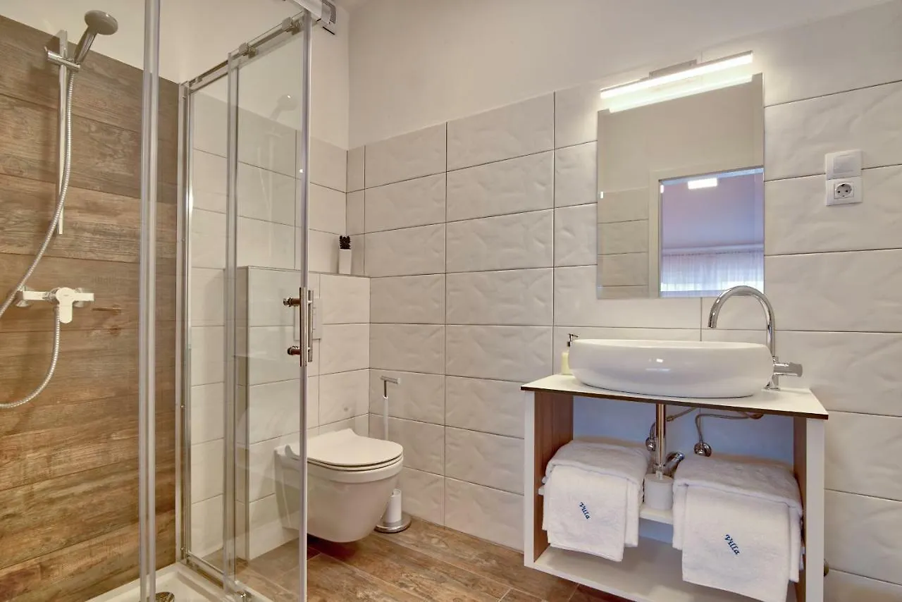 9 Bedroom Villa In Medulin