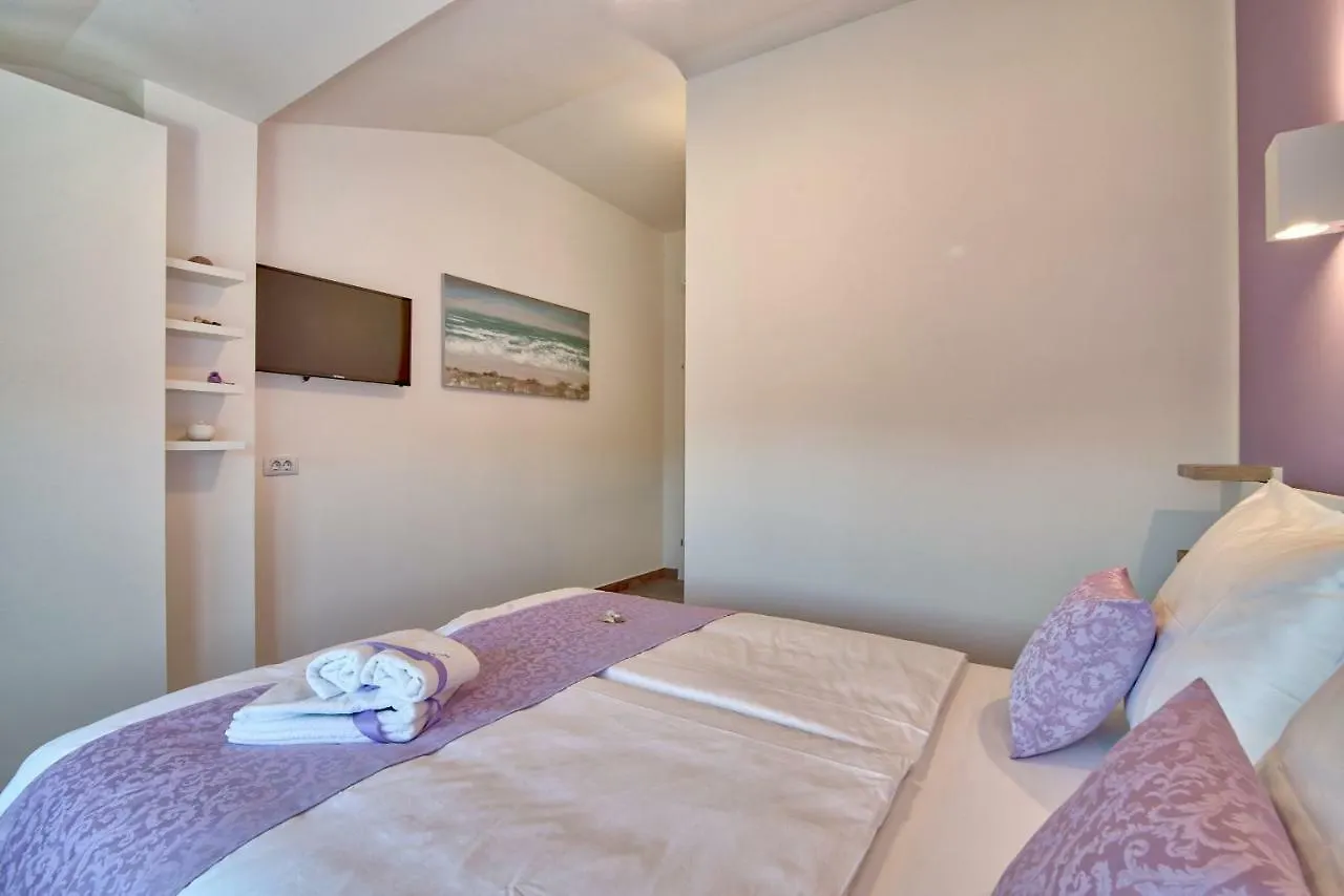 9 Bedroom Villa In Medulin