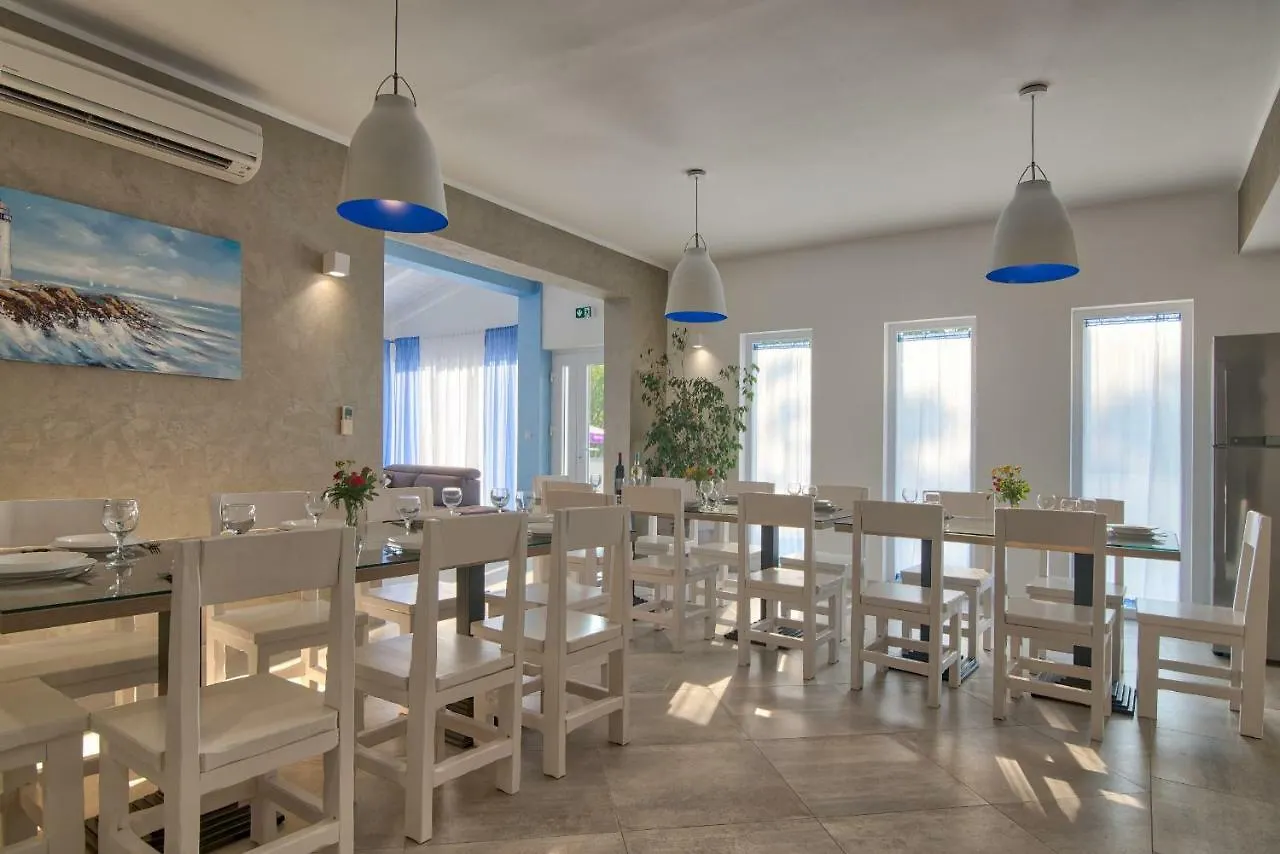 9 Bedroom Villa In Medulin 0*,